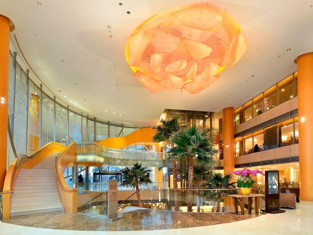 Windsor Hotel Тайджун Екстериор снимка Lobby