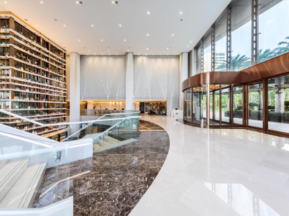 Windsor Hotel Тайджун Екстериор снимка Lobby